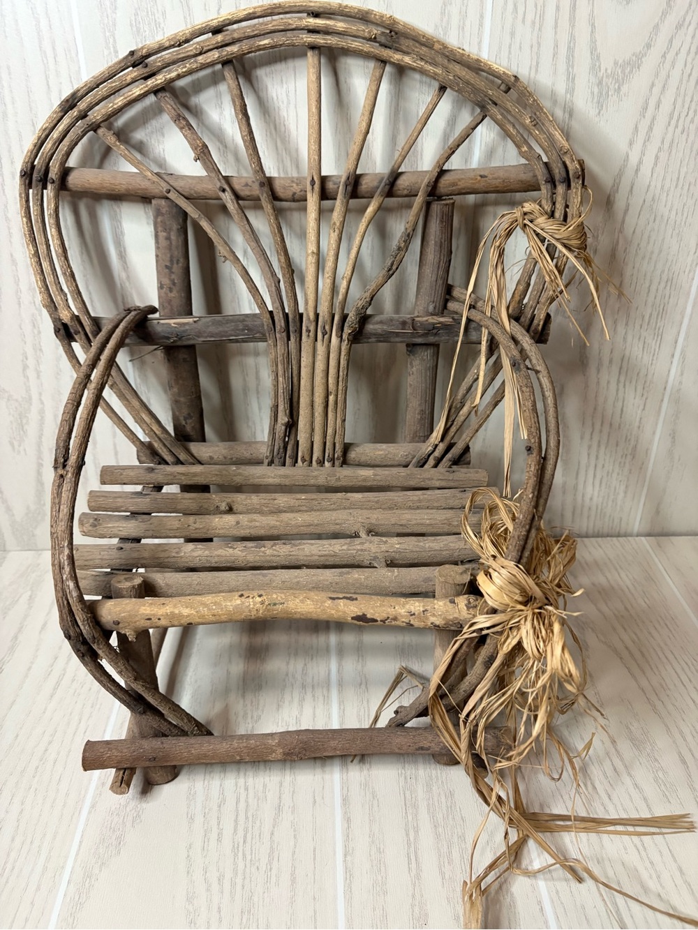 RUSTIC HANDMADE BENT-WOOD/TWIG MINIATURE DECORATIVE/DOLL  CHAIR